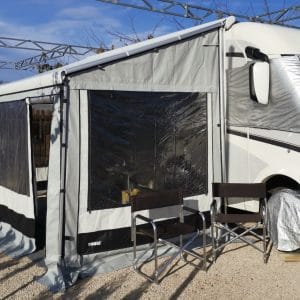2nd Hand Thule Residence G3 Series 6 Room 4.5m XL including Curtains